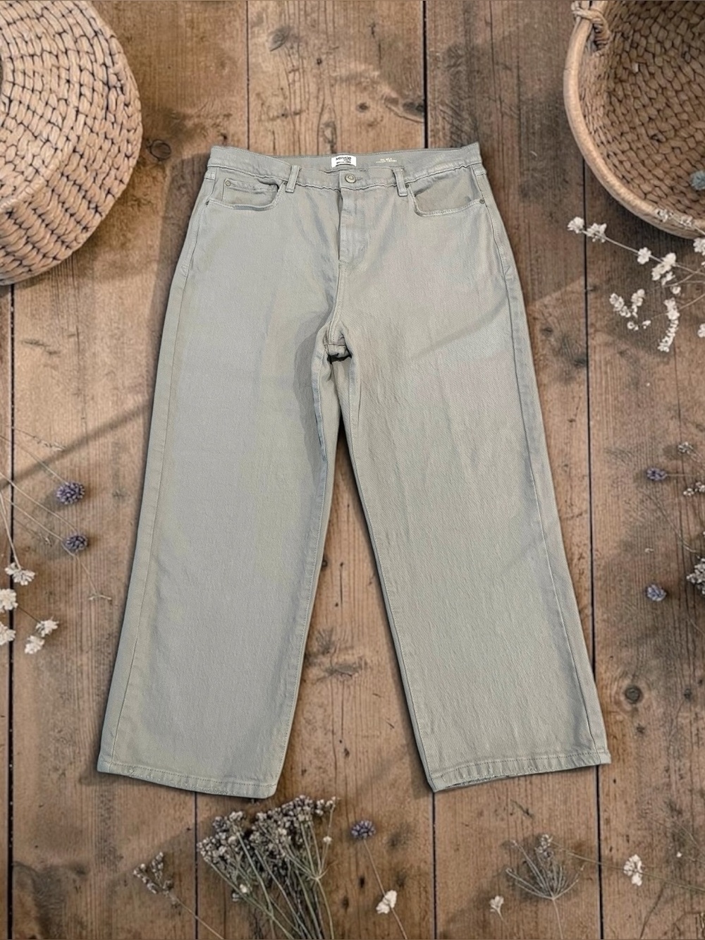 Kensie The Mila High-Rise Straight Crop Jeans Womens 14 Gray Distressed